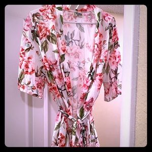 New Show Me Your Mumu Robe